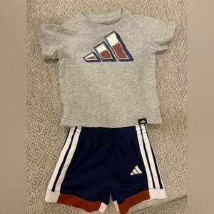 🐻 ADIDAS TEE AND SHORT SET 12M